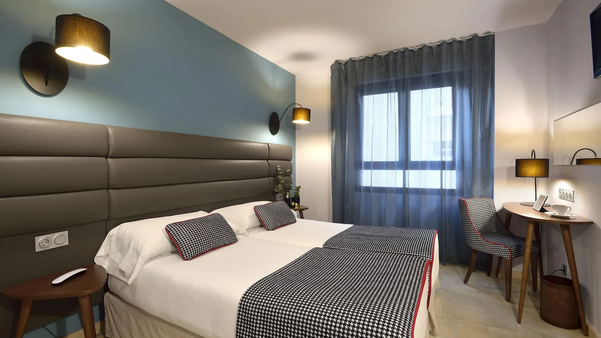 Hotel Pamplona Plaza 3*,  Spain